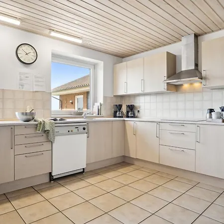 Holiday home Stefania - 700m From The Sea By Interhome