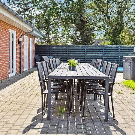 Holiday home Stefania - 700m From The Sea By Interhome Bredebro